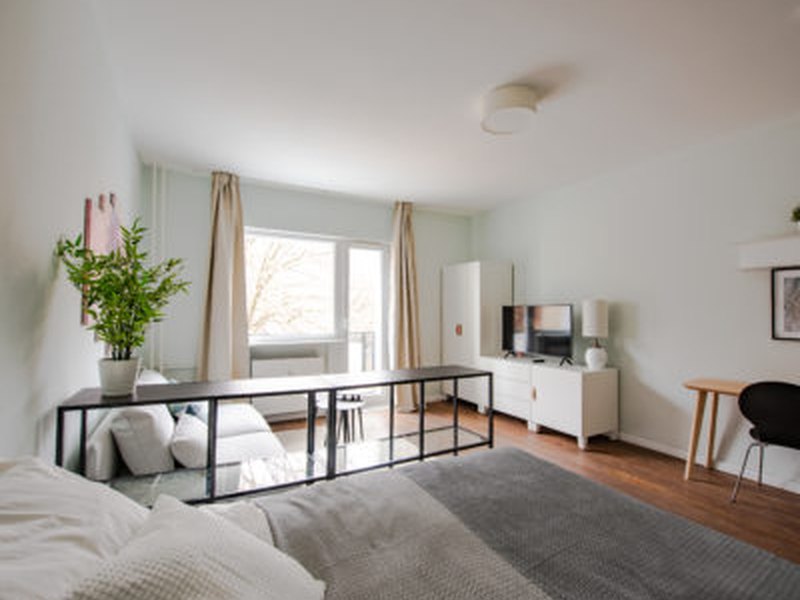 2-Bedroom Apartment in Schöneberg, furnished apartment in Charlottenburg / Schöneberg, Berlin